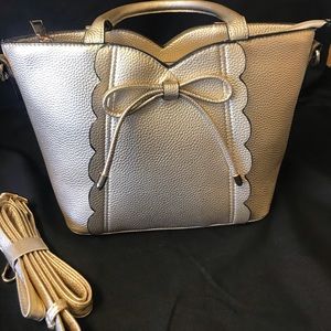 Gold handbag/crossbody